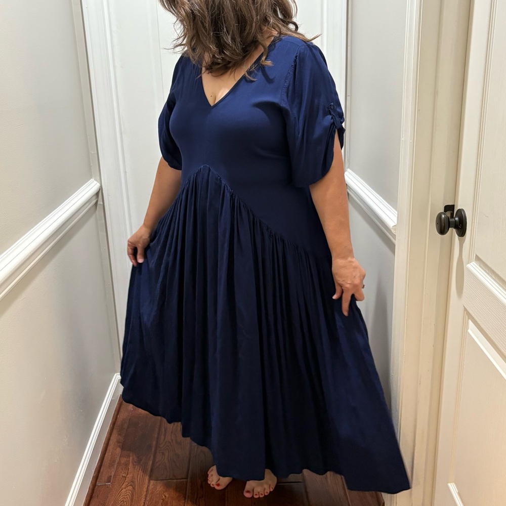 Avenue Blue Flowing Women's Dress